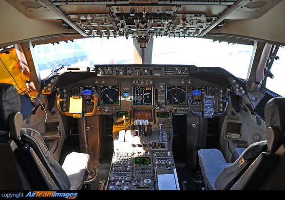 Boeing 747-44AF/SCD (N577UP) Aircraft Pictures & Photos - AirTeamImages.com