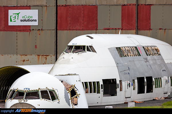 Boeing 747-436 (G-BNLX) Aircraft Pictures & Photos - AirTeamImages.com