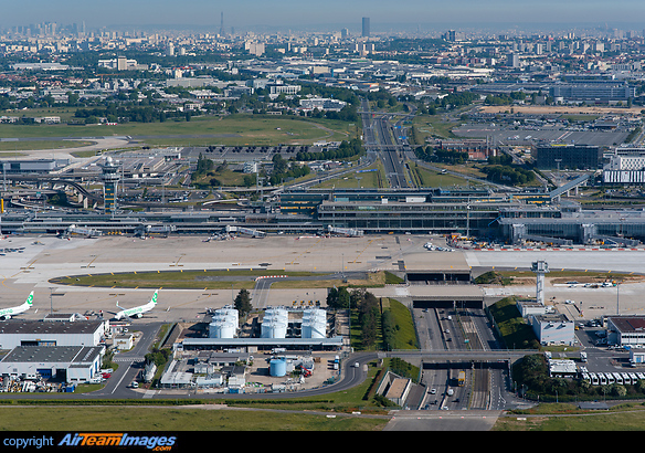 Paris Orly Airport - Airteamimages.com