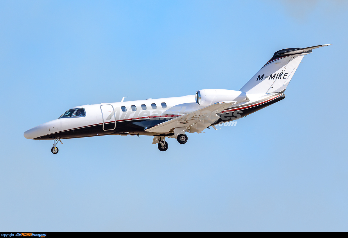 Cessna 525C CitationJet CJ4 - Large Preview - AirTeamImages.com