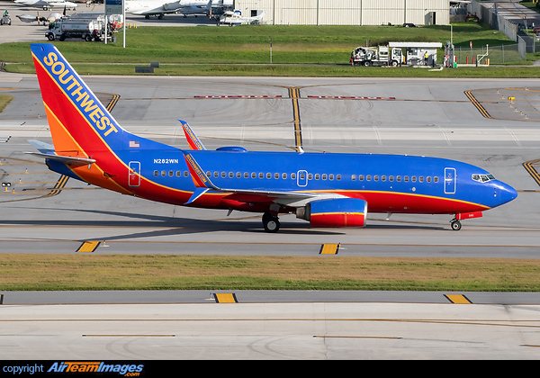 Boeing 737-7H4 (N282WN) Aircraft Pictures & Photos - AirTeamImages.com