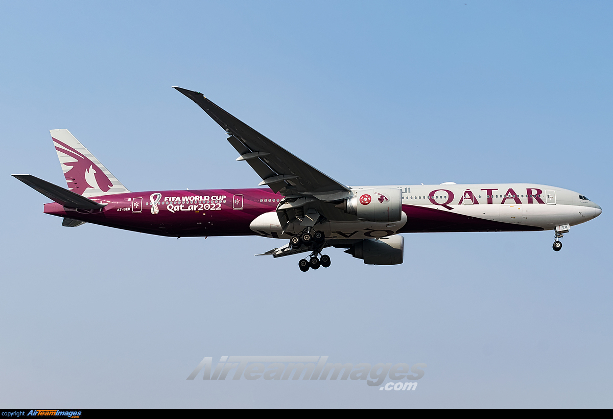 Boeing 777-3DZ/ER - Large Preview - AirTeamImages.com