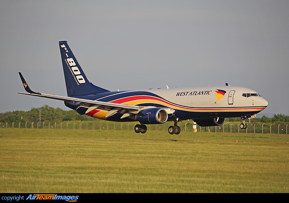 Boeing 737-86N(BCF) (G-NPTA) Aircraft Pictures & Photos - AirTeamImages.com