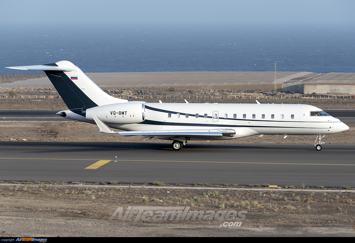 Bombardier Global 5000 (VQ-BMT) Aircraft Pictures & Photos