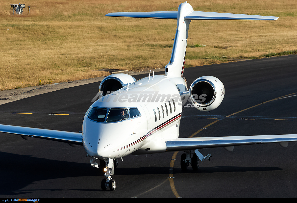 Bombardier Challenger 350 - Large Preview - AirTeamImages.com