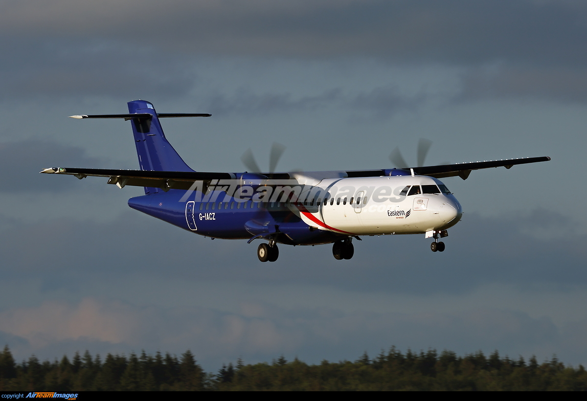 Atr 72 самолет фото