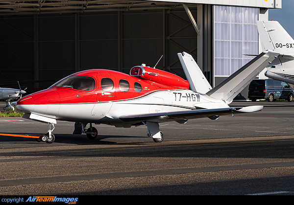 Cirrus Vision SF50 (T7-HGW) Aircraft Pictures & Photos - AirTeamImages.com