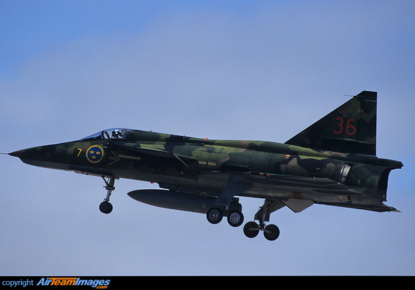 Saab J37 Viggen (37962) Aircraft Pictures & Photos - AirTeamImages.com