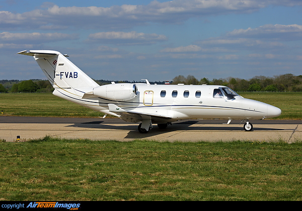 Cessna 525 Citation M2 (I-FVAB) Aircraft Pictures & Photos ...