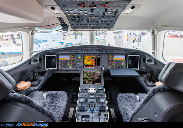 Dassault Falcon 6X (F-WZOA) Aircraft Pictures & Photos - AirTeamImages.com