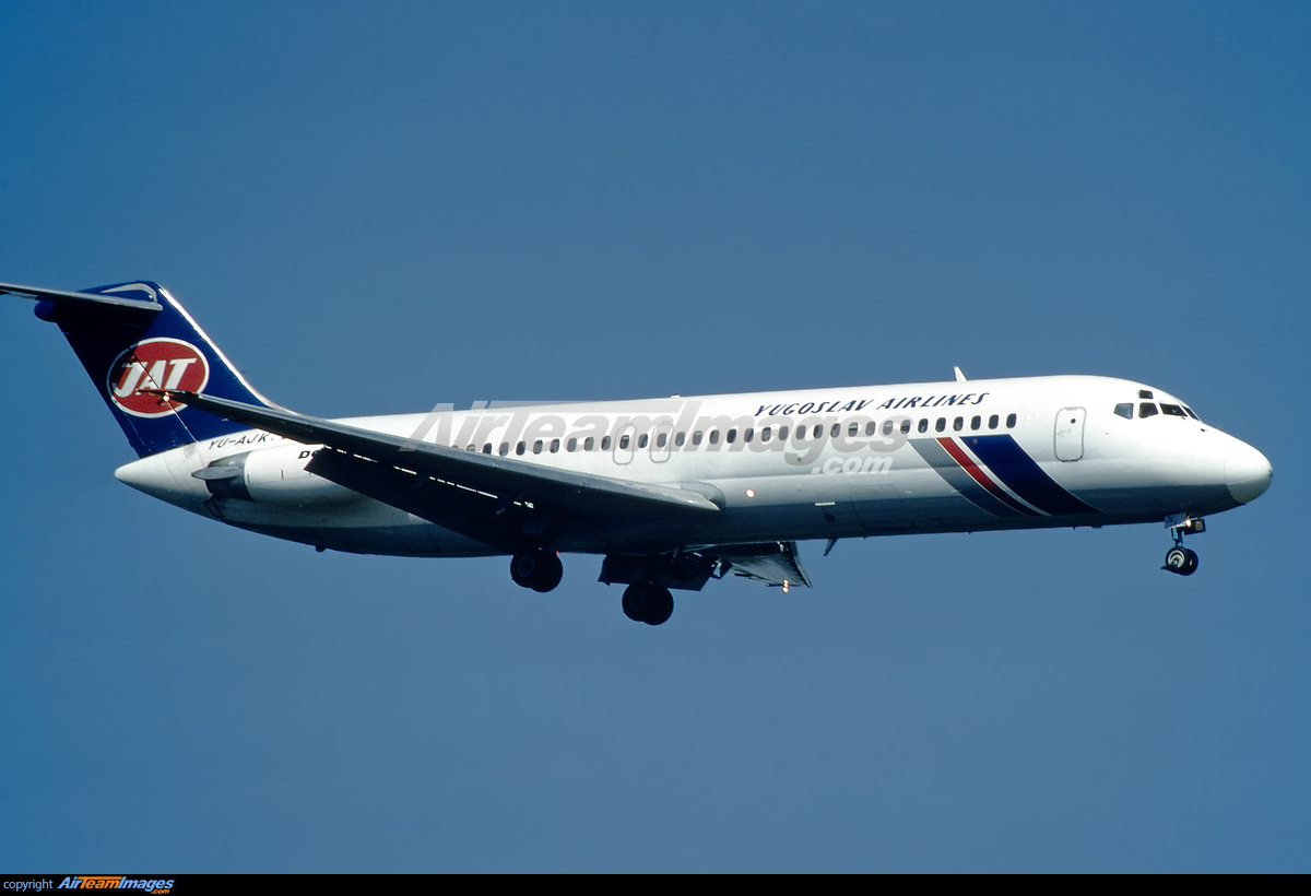 McDonnell Douglas DC-9-32 - Large Preview - AirTeamImages.com