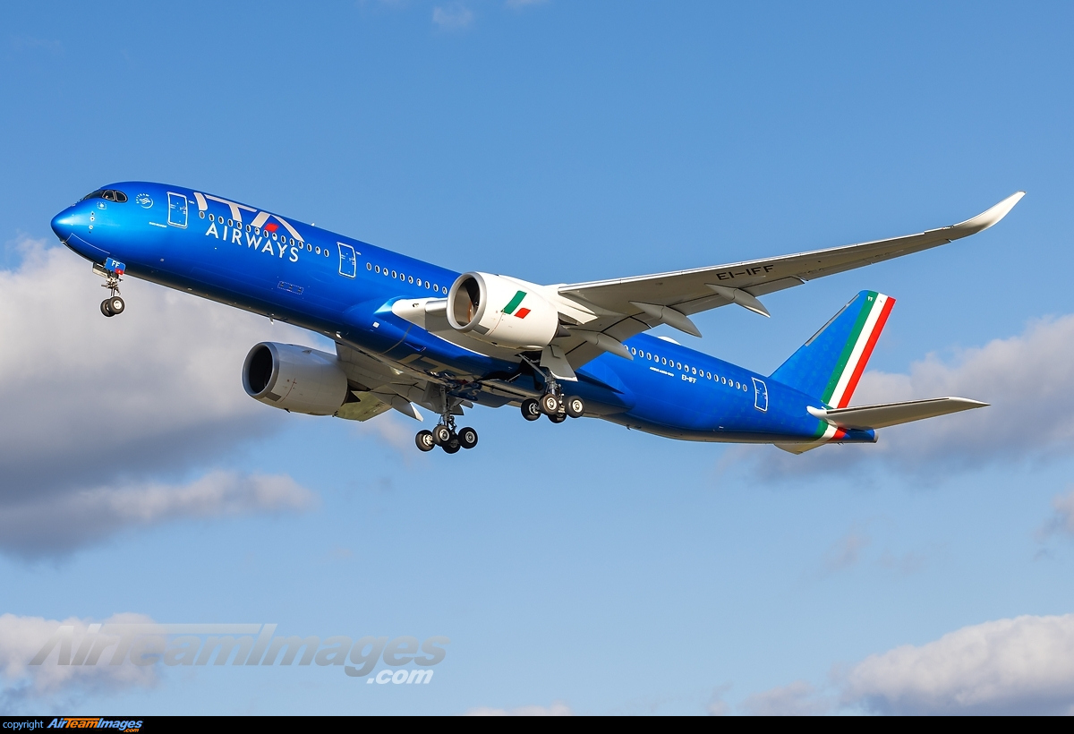 Airbus A350-941 - Large Preview - AirTeamImages.com