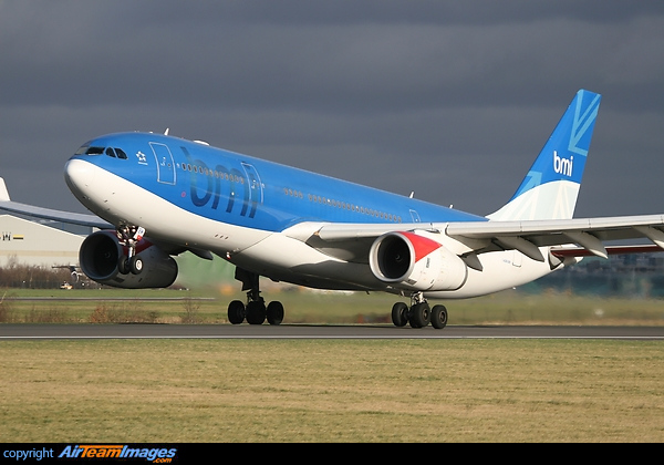 Airbus A330-243 (G-WWBM) Aircraft Pictures & Photos - AirTeamImages.com