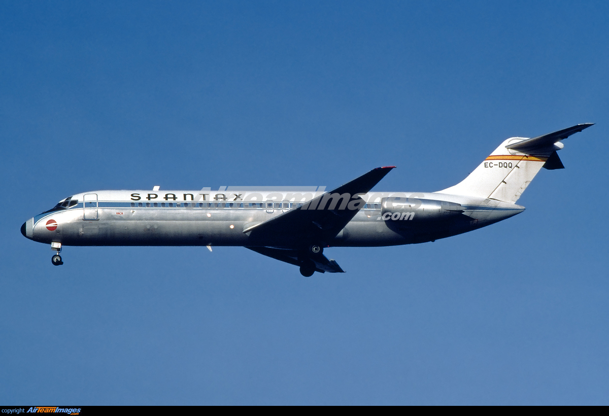 McDonnell Douglas DC-9-32 - Large Preview - AirTeamImages.com