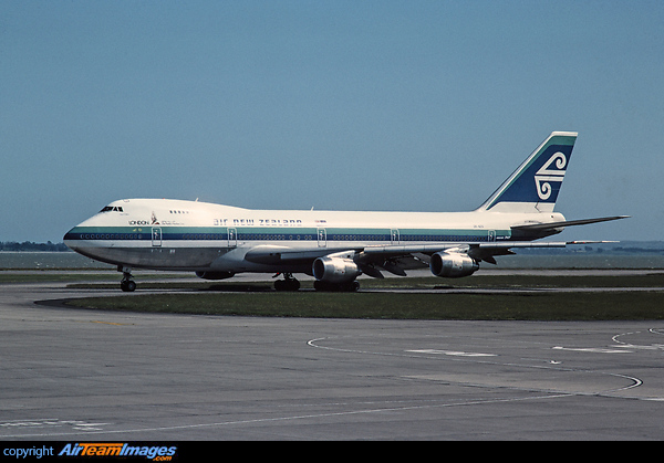 Boeing 747-219B (ZK-NZX) Aircraft Pictures & Photos - AirTeamImages.com