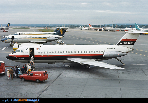 BAC One-Eleven-300 (G-AVBW) Aircraft Pictures & Photos - AirTeamImages.com