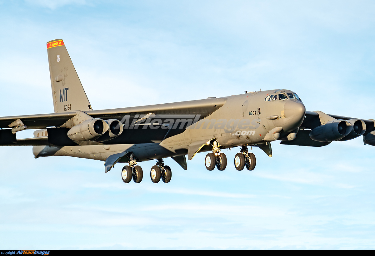 Boeing B-52H Stratofortress - Large Preview - AirTeamImages.com