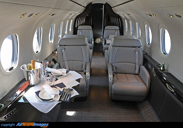 Cessna 700 Citation Longitude (OK-JRE) Aircraft Pictures & Photos ...