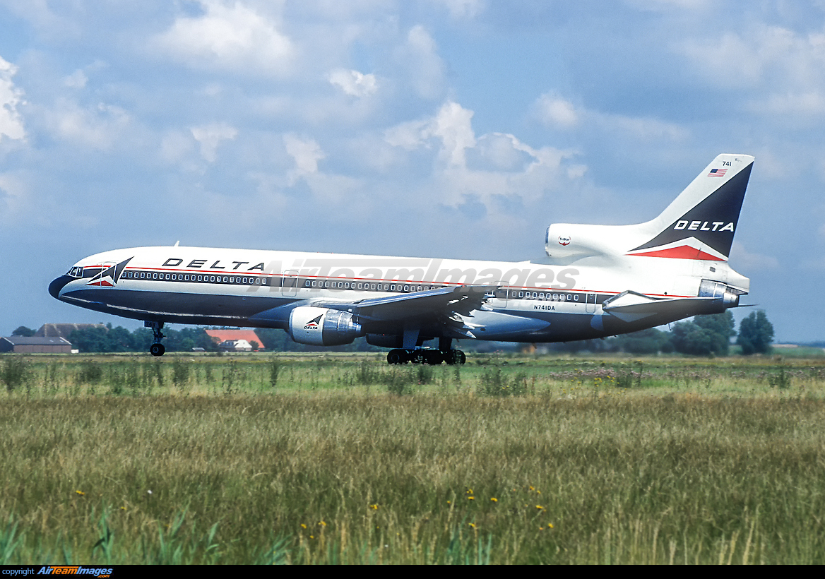 Lockheed L-1011 Tristar 250 - Large Preview - AirTeamImages.com