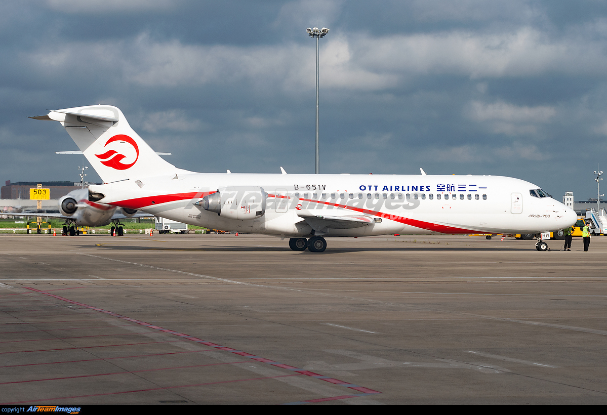 Comac ARJ21-700 - Large Preview - AirTeamImages.com