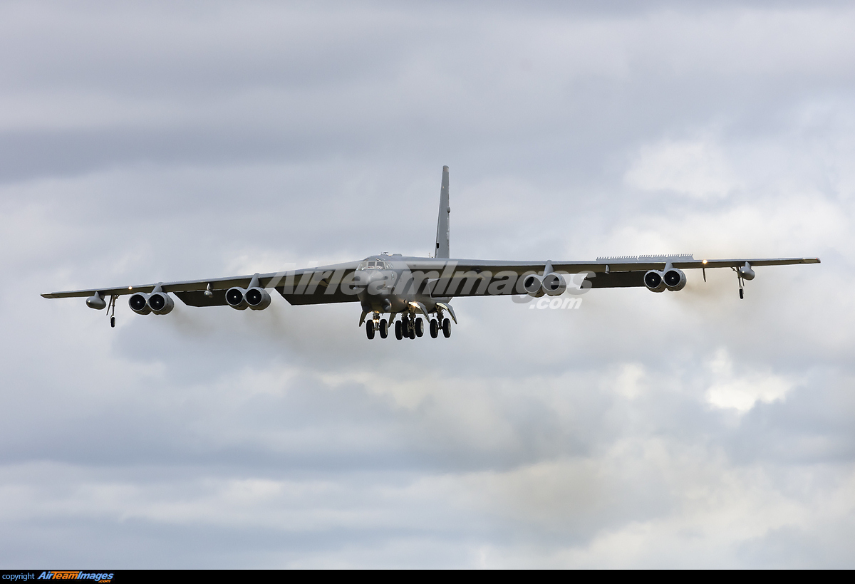 Boeing B-52H-BW Stratofortress - Large Preview - AirTeamImages.com