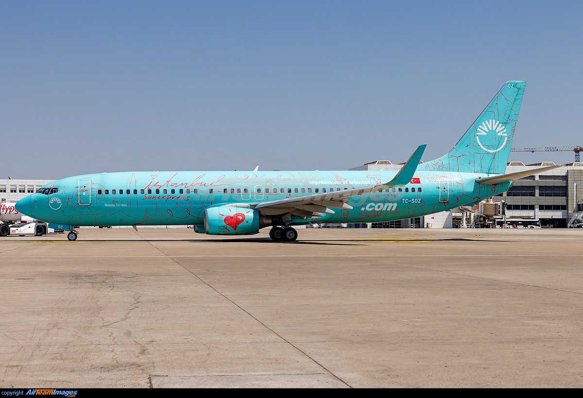 boeing-737-8hx-large-preview-airteamimages