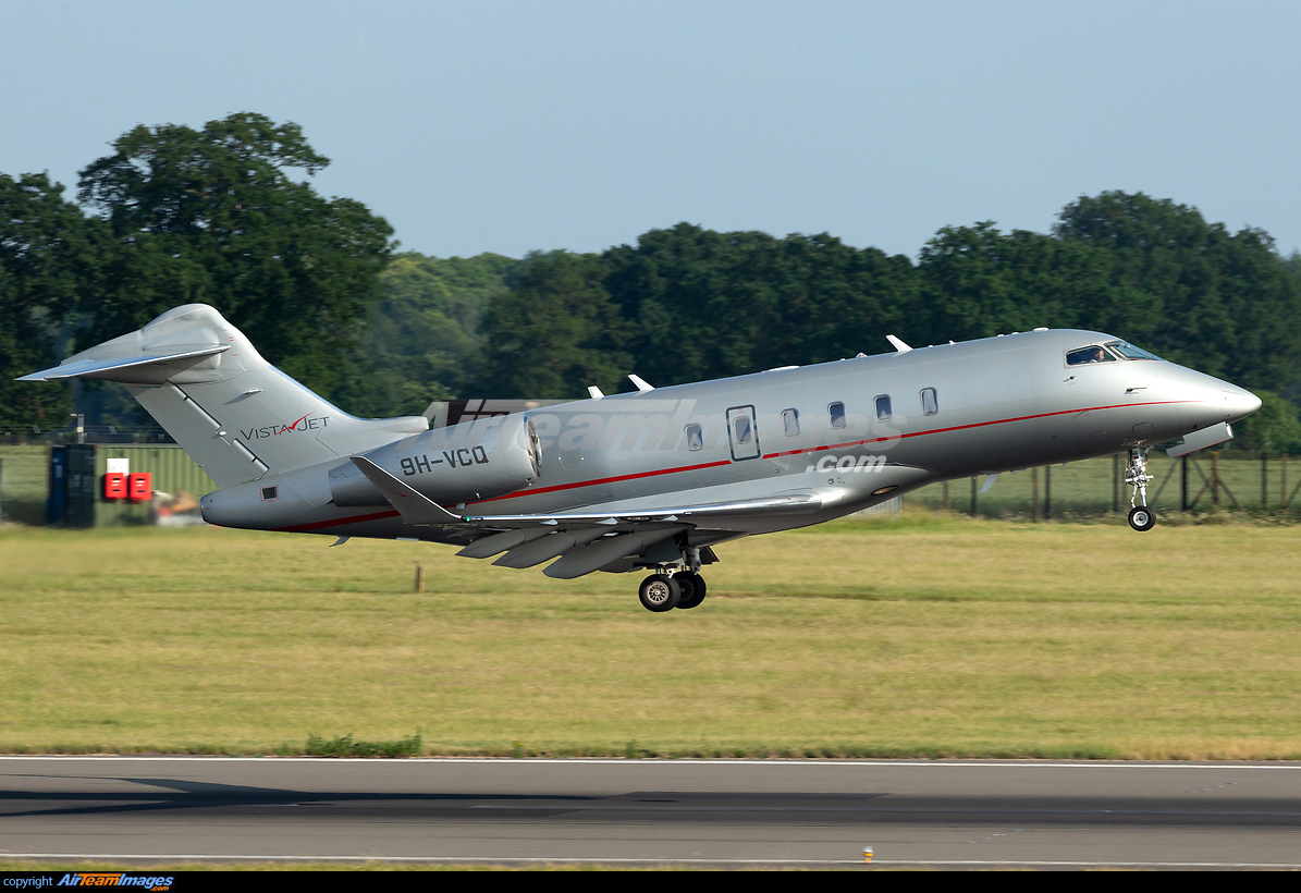 Bombardier Challenger 350 - Large Preview - AirTeamImages.com