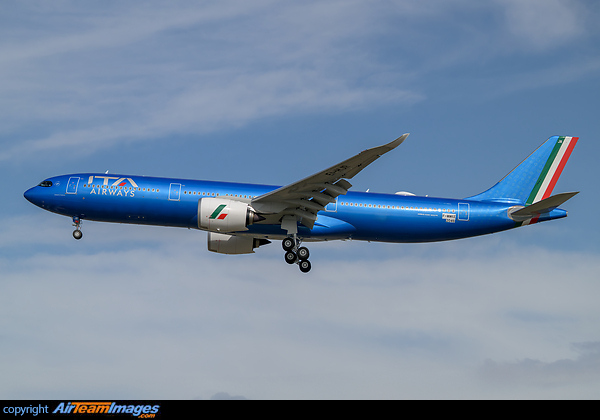 Airbus A330-941 (EI-HJR) Aircraft Pictures & Photos - AirTeamImages.com