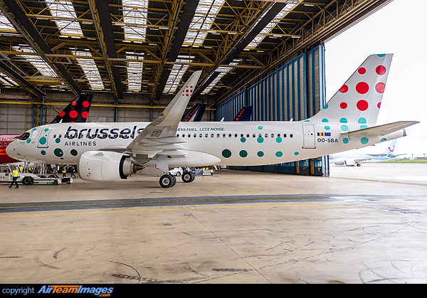 Brussels Airlines takes delivery of its first Airbus A320neo