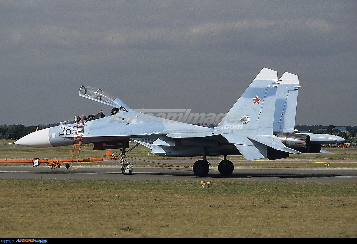 Sukhoi Su-27 Flanker - Large Preview - AirTeamImages.com