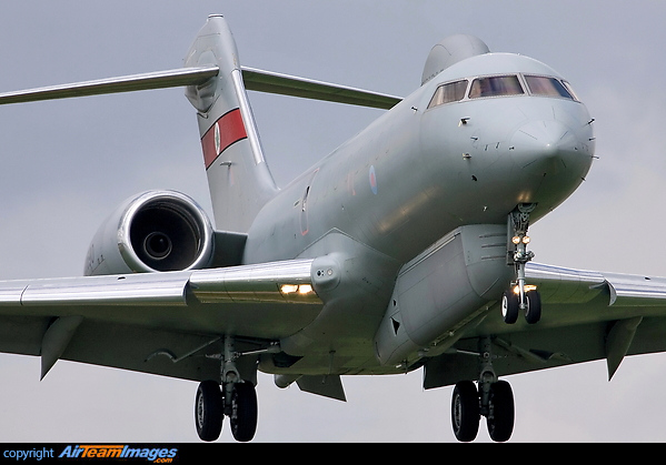 Bombardier Sentinel R1 ASTOR (ZJ690) Aircraft Pictures & Photos ...