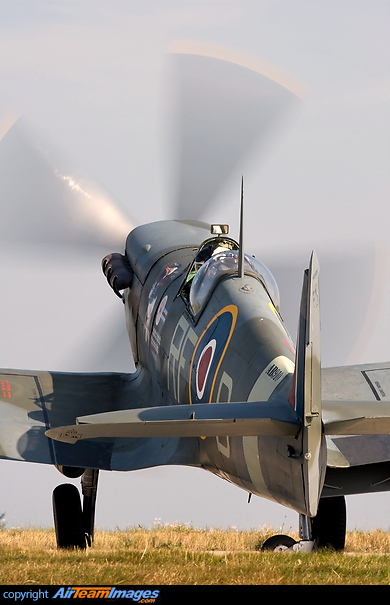 Supermarine Spitfire Mk.V (AB910) Aircraft Pictures & Photos ...