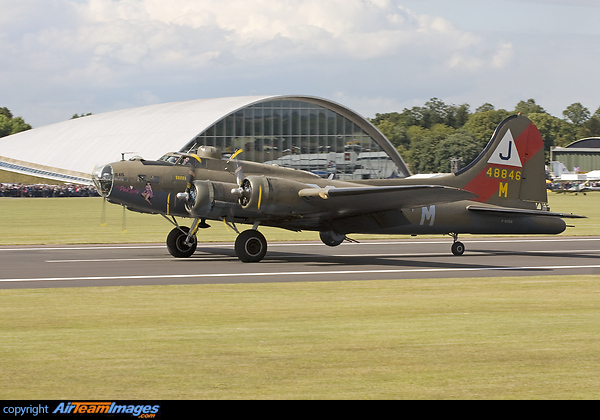 Boeing B-17G Flying Fortress (F-AZDX) Aircraft Pictures & Photos ...