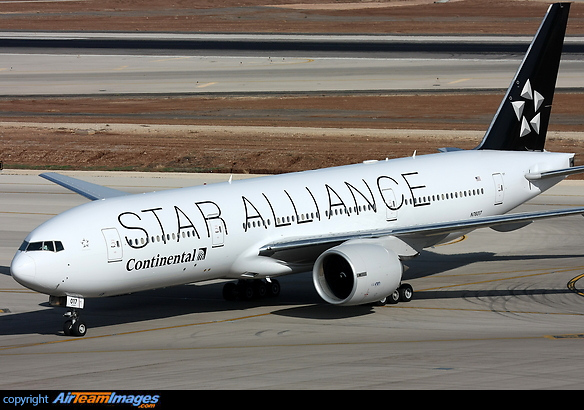 Boeing 777-224/ER (N78017) Aircraft Pictures & Photos - AirTeamImages.com