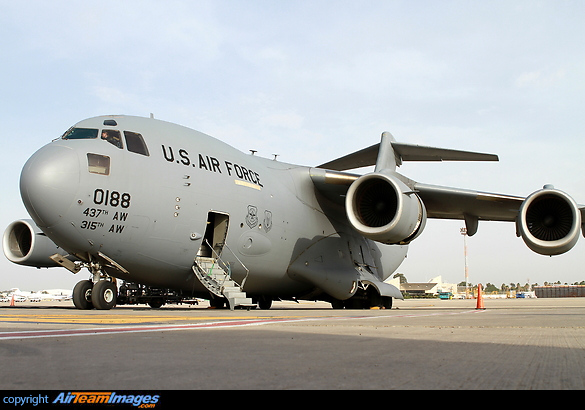 Boeing C-17A Globemaster III (01-0188) Aircraft Pictures & Photos ...