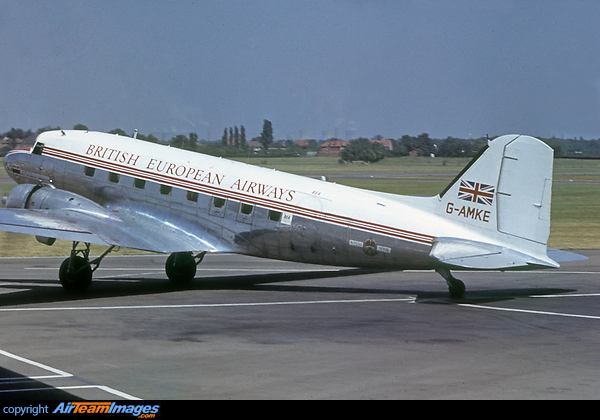 Douglas DC-3 (G-AMKE) Aircraft Pictures & Photos - AirTeamImages.com