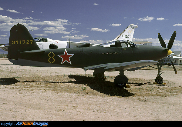 Bell P-39 Airacobra (43-11727) Aircraft Pictures & Photos ...